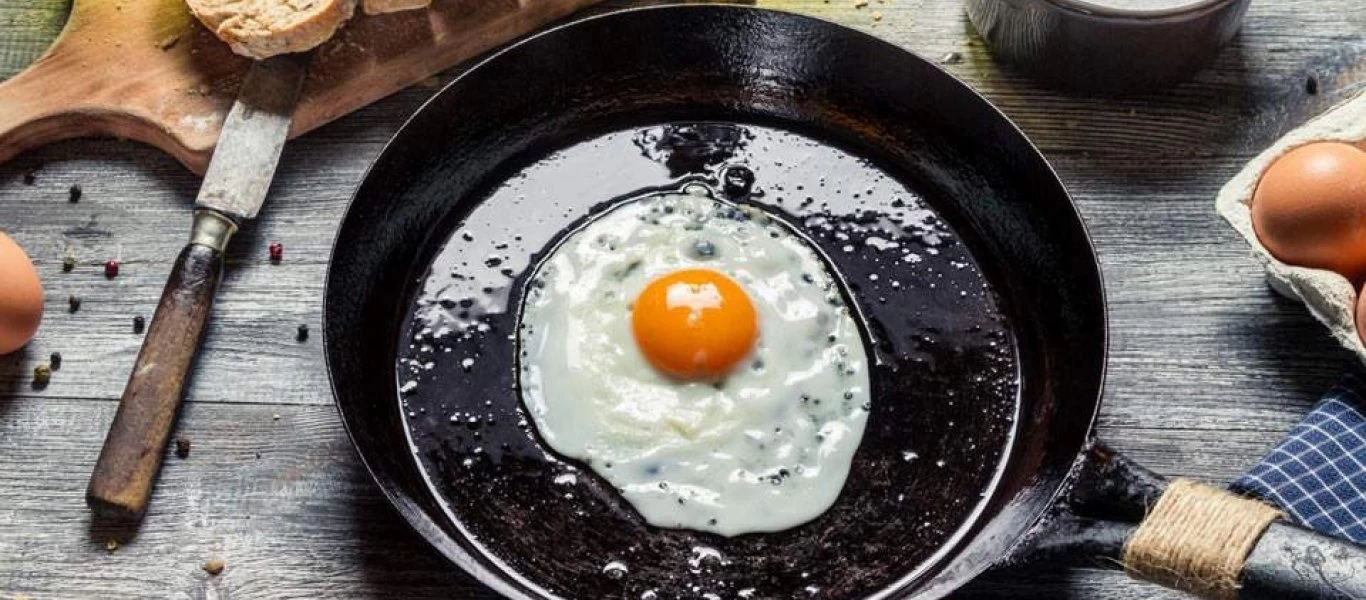 Τέσσερις συμβουλές για να μαγειρεύετε τα αυγά με τον πιο υγιεινό τρόπο